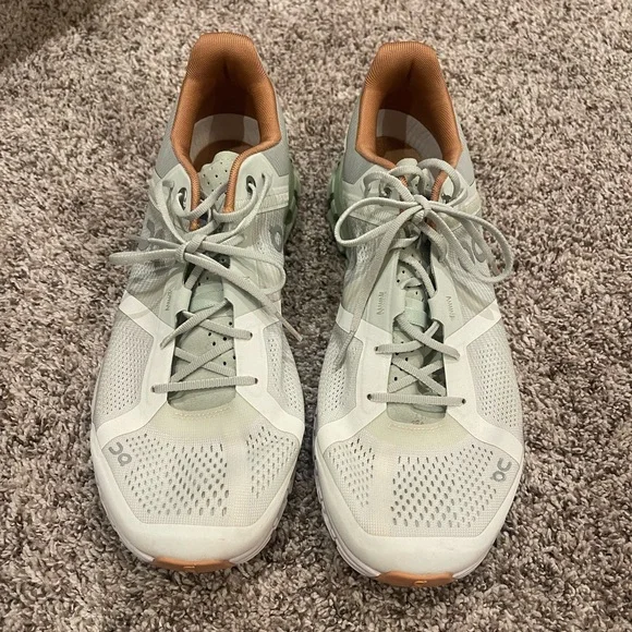 ON Cloudflow Womens Shoes Size 11, Color: Aloe/White - Picture 2 of 10